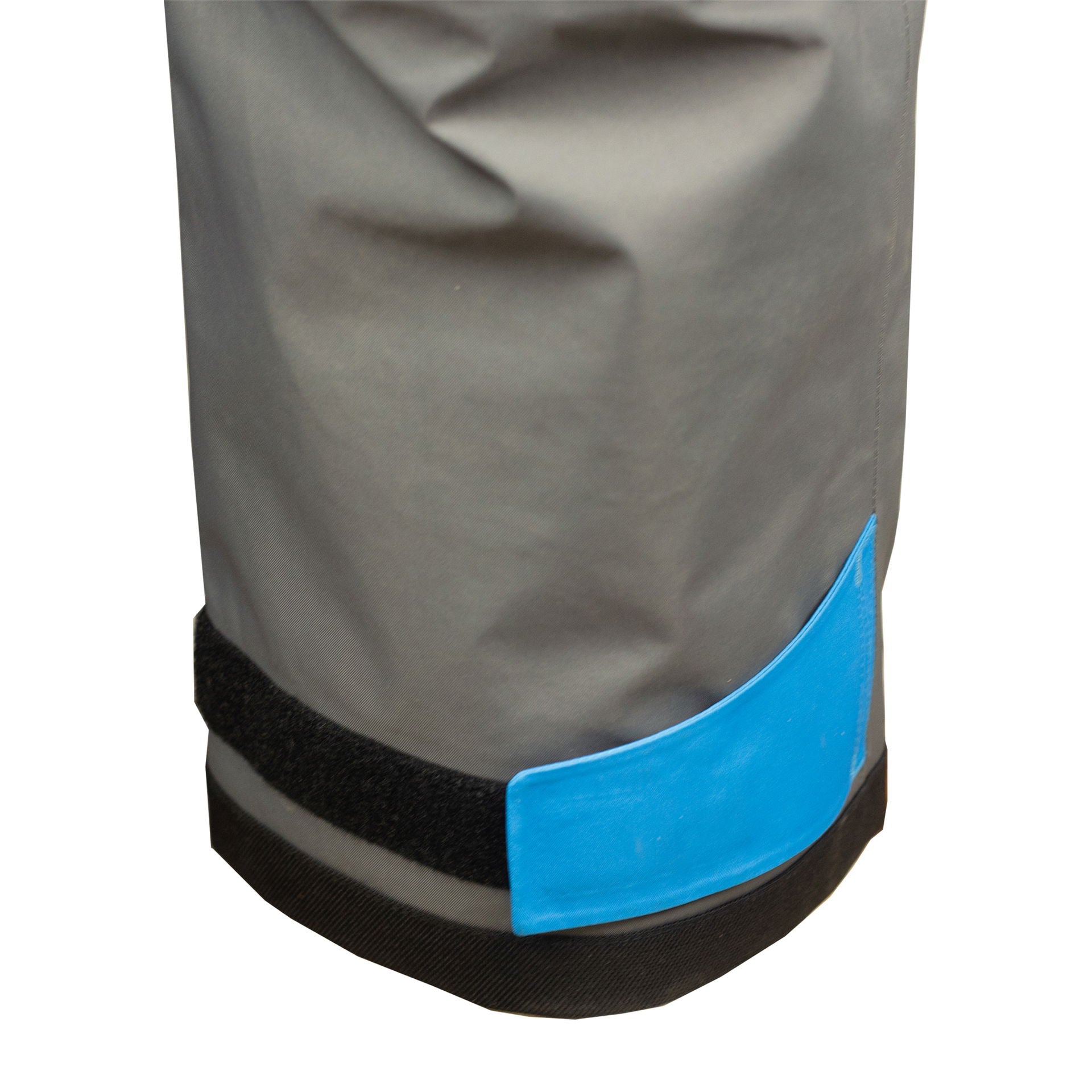 Detalj av CORDURA®-forsterkede knær på Performance seilerbukse med seler 3-lags 20 000 mm