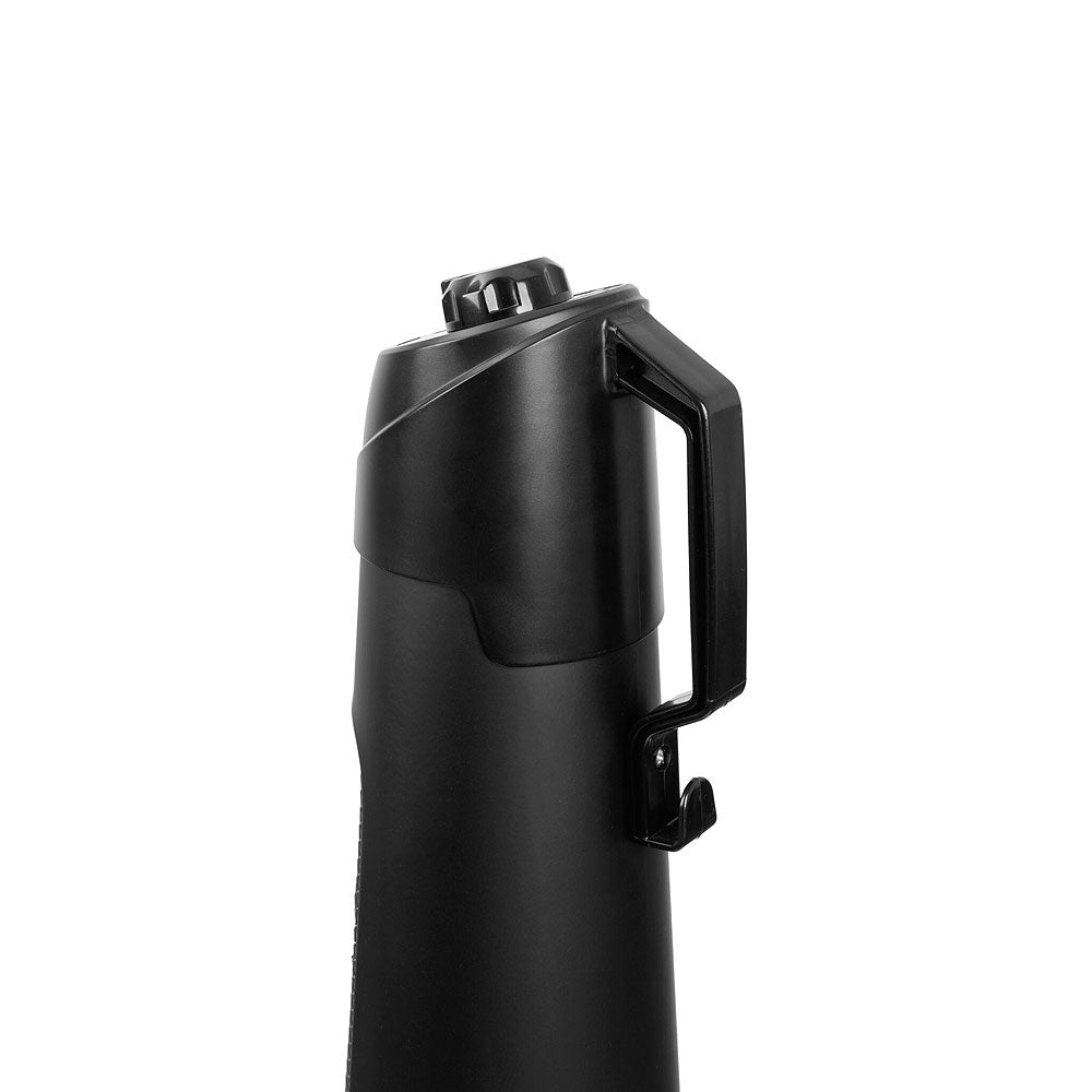 Q-Tower 1200 elektrisk terrassevarmer 1200W karbon montert på terrasse