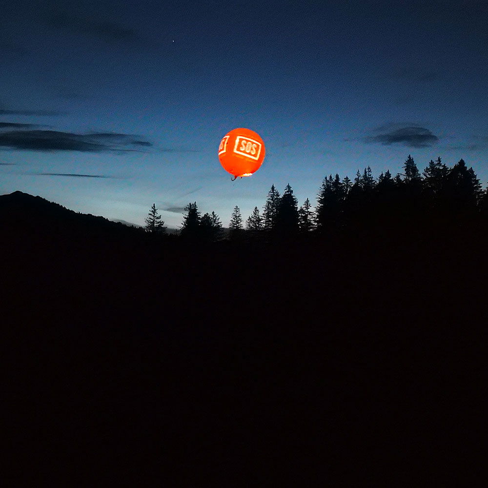 R.One Ballon Rescue System signalballong 45 m høyde festet med karabiner
