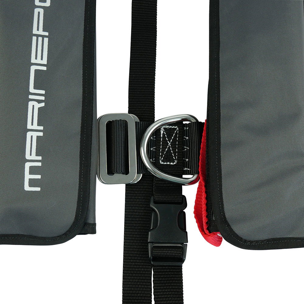 Racer ISO automatvest 180 N med 38 g CO2-patron bakside