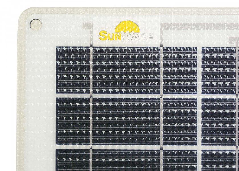 Montert Semifleksibelt solcellepanel SW-20163 på båt