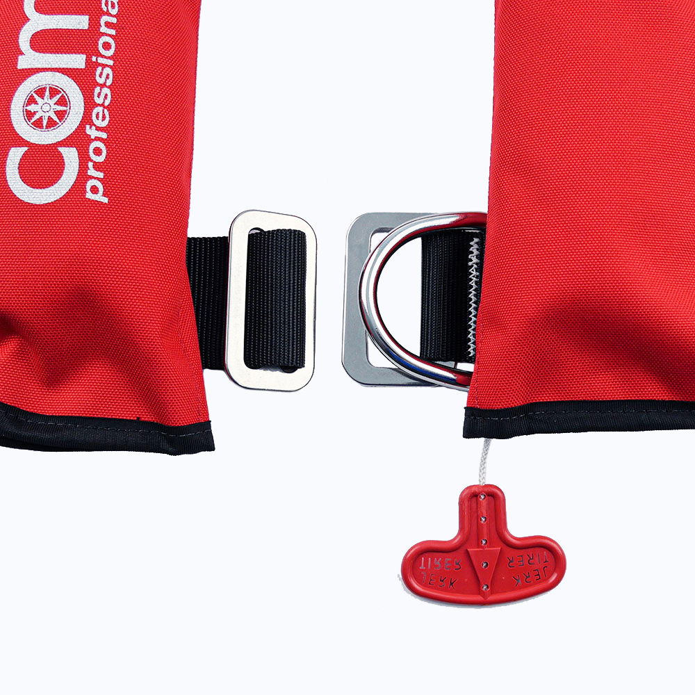 Detalj av Sett 4x Compass 300 N automatvest ISO 12402-2 med sele