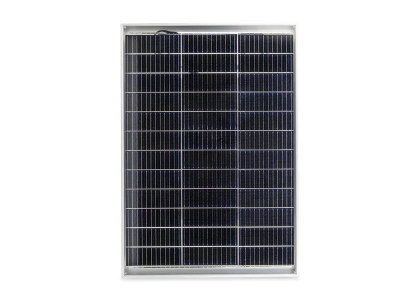 Solcellepakke komplett sett 2x 120 W bifasial med PWM laderegulator nærbilde av laderegulator