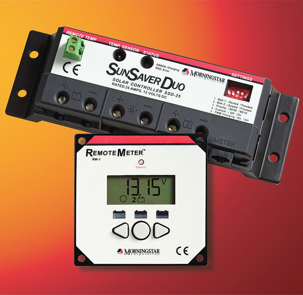 Solcelleregulator for to batterikretser 12V 25 A 425 Wp - Solara forfra
