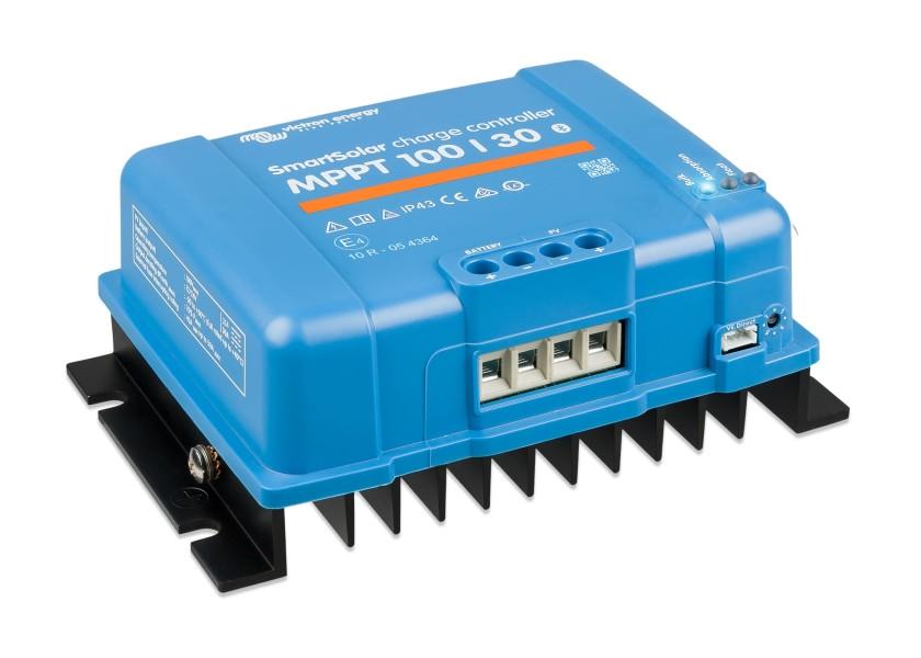 Solcelleregulator SmartSolar MPPT 100/30 30A 440W 100V - Victron montert i båt