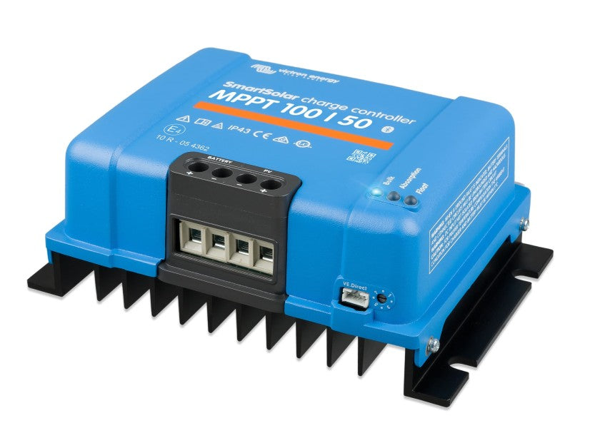 Montert Solcelleregulator SmartSolar MPPT 100/50 50A 700W 100V i båt
