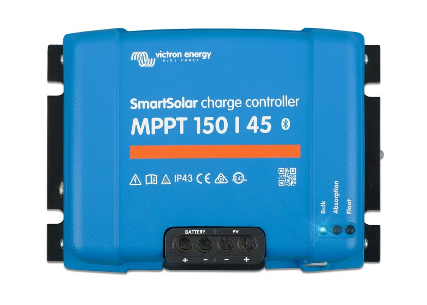 Solcelleregulator SmartSolar MPPT 150/45 45A 650W 150V nærbilde av tilkoblinger