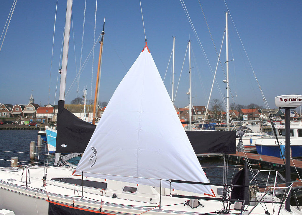 Solseil 300 x 336 cm med UV og regnbeskyttelse - seaEQ bakside