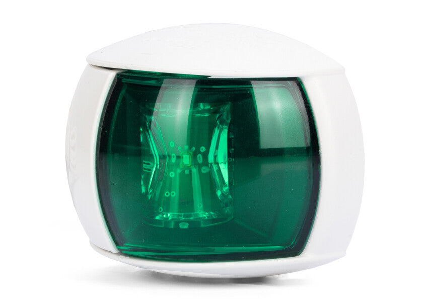 Montert Styrbordlanterne NaviLED Compact hvit LED 12/24V - Hella Marine på båt