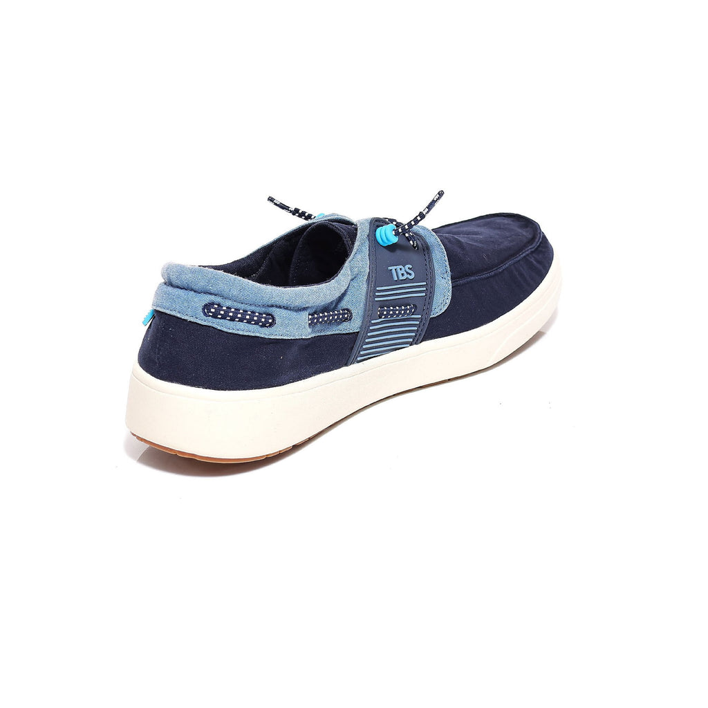 Detalj av TBS Geoboat canvas sneaker med slip-on design