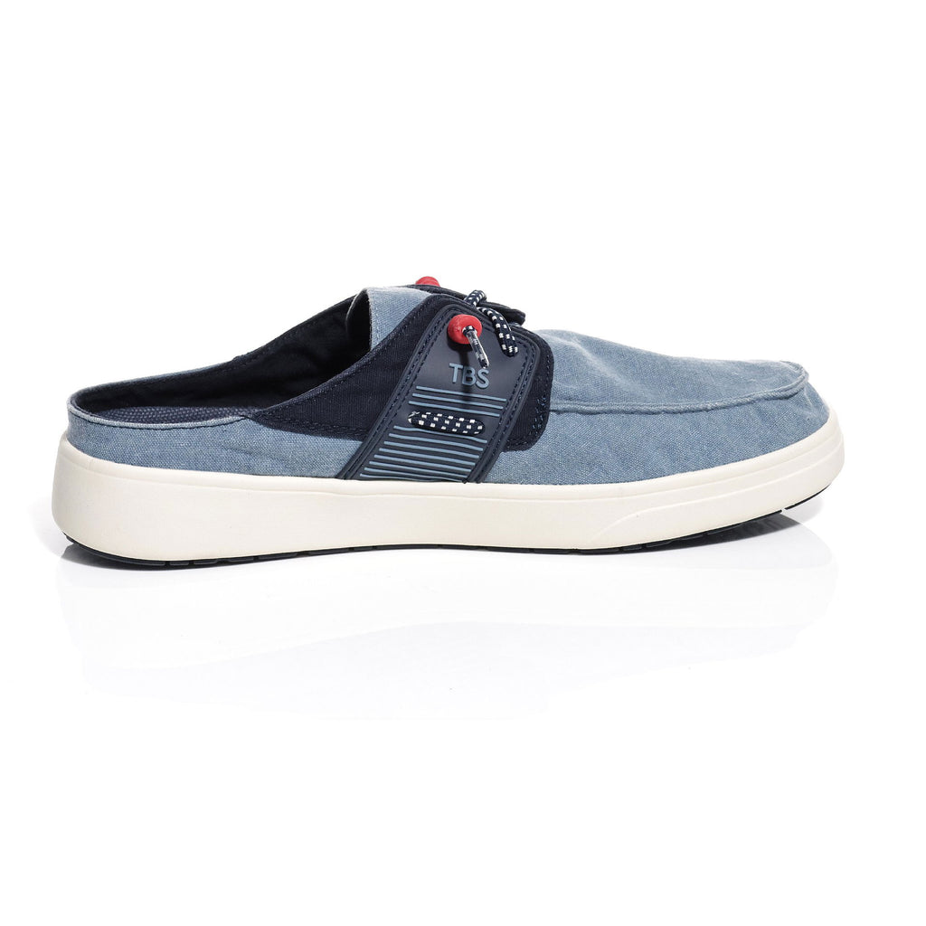 Montert TBS Geoyatt canvas slipper slip-on på fot