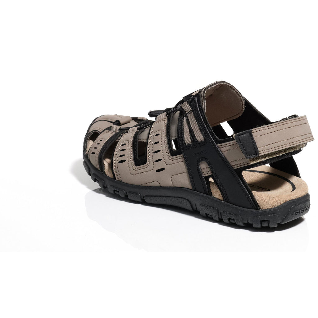 Trekkingsandal pustende nubukk sklisikker såle bakside