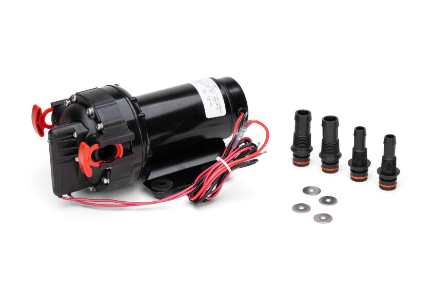 Montering av Trykkvannspumpe Aqua Jet WPS 4.0 12V 15 l/min i båten