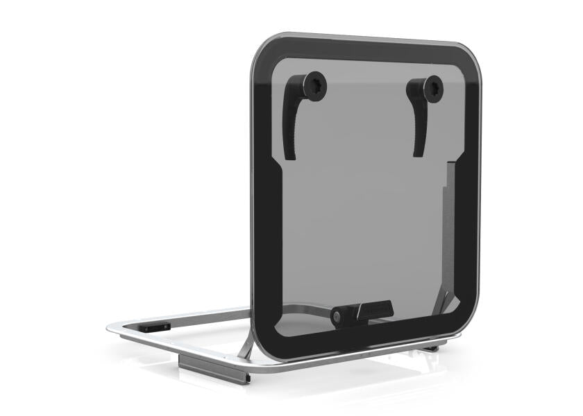 Nærbilde av åpning på Ultra Low Profile dekksluke størrelse 30 aluminium 388 x 518 mm