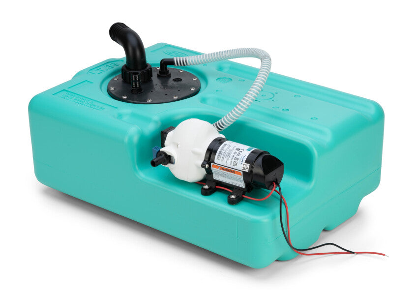 Vanntank 45 l med pumpe 11 l/min 12V - CAN PLASTIC forfra