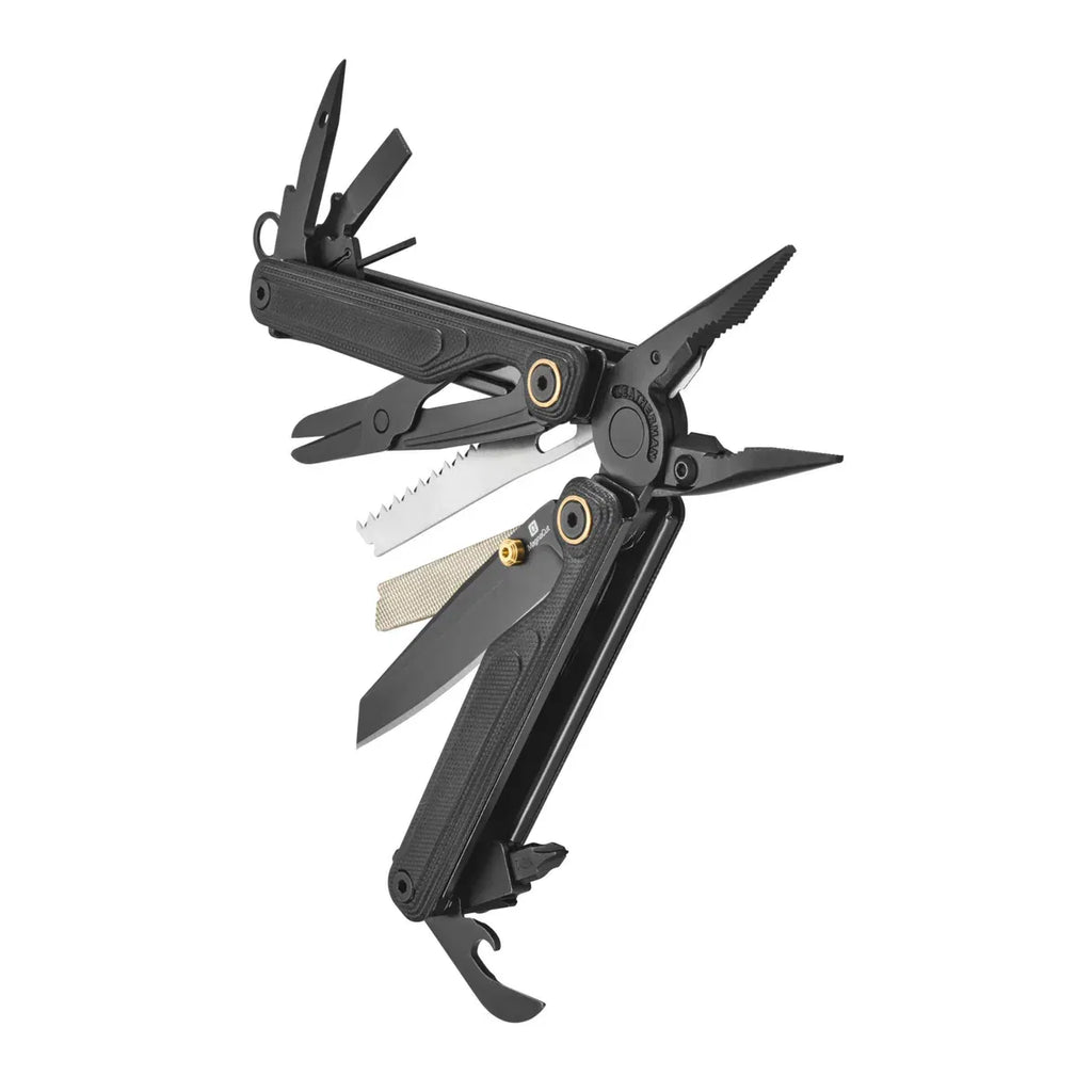Wave Alpha multitool MagnaCut stål montert i bruk